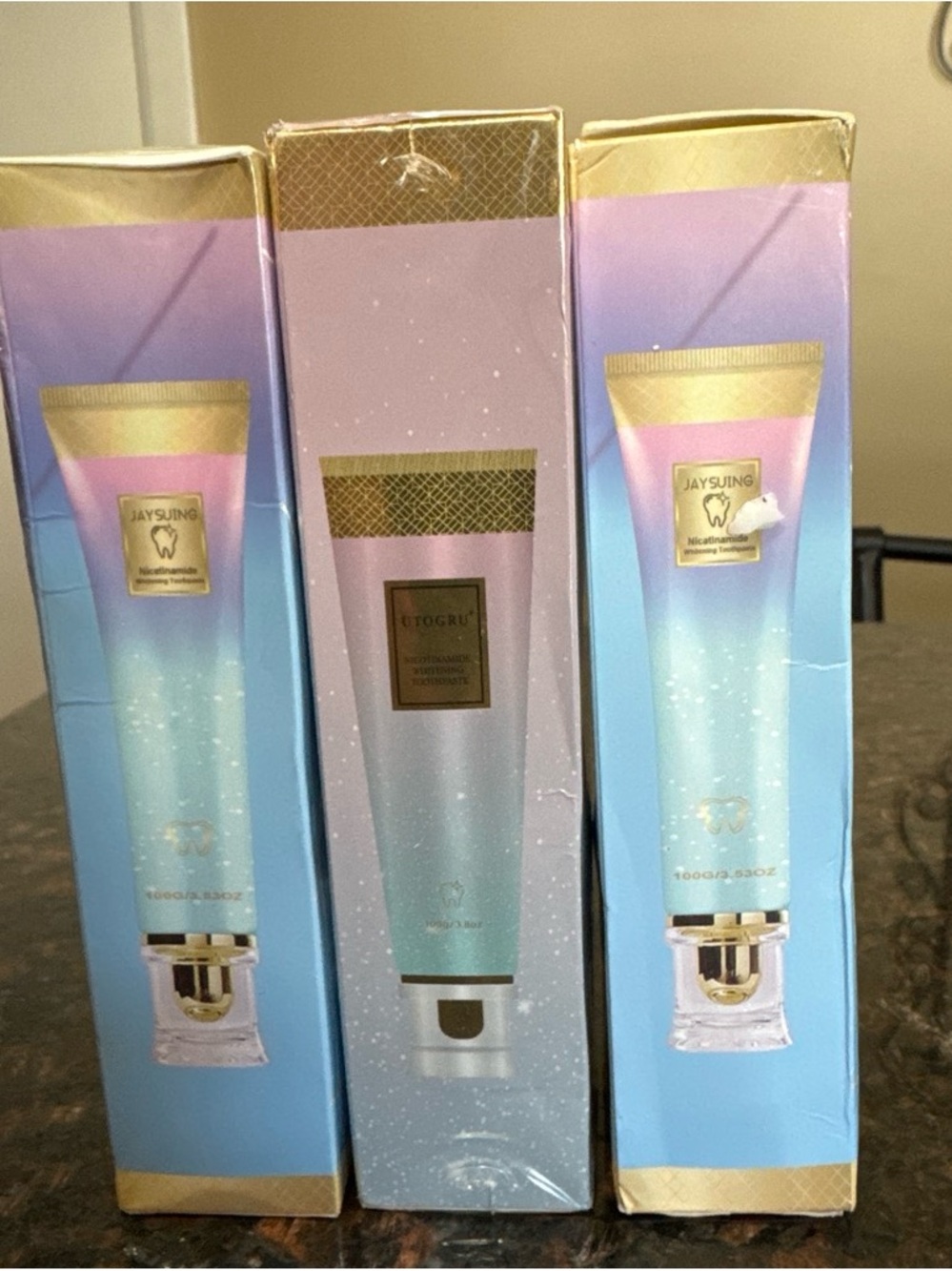 Jaysung Pastel Gradient Hand & Body Cream - Hydrating Blue-Pink Blend